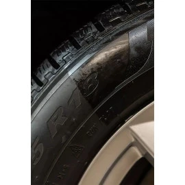 Γυαλιστικό ελαστικών AUTOLAND Tyre Shine Gel 150ml Γυαλιστικό ελαστικών AUTOLAND Tyre Shine Gel 150ml