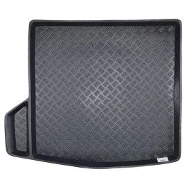 Mazda 3 (2013-2018) sedan πατάκι πορτ μπαγκάζ πλαστικό μαύρο σκαφάκι M-Plast - 1τμχ Mazda 3 (2013-2018) sedan πατάκι πορτ μπαγκάζ πλαστικό μαύρο σκαφάκι M-Plast - 1τμχ