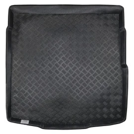 VW Passat B8 (2014+) Sedan πατάκι πορτ μπαγκάζ πλαστικό μαύρο σκαφάκι M-Plast - 1τμχ VW Passat B8 (2014+) Sedan πατάκι πορτ μπαγκάζ πλαστικό μαύρο σκαφάκι M-Plast - 1τμχ