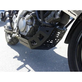 Ποδιά κινητήρα Suzuki DL650 V-Strom 2004-2011 σιδερένια μαύρη Ποδιά κινητήρα Suzuki DL650 V-Strom 2004-2011 σιδερένια μαύρη