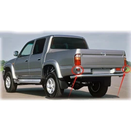 Toyota Hilux 1997-2005 4WD πίσω αντανακλαστικό δεξί Toyota Hilux 1997-2005 4WD πίσω αντανακλαστικό δεξί