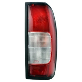 Nissan Navara D22 4x4 1997-2008 πίσω φανάρι δεξί 1τμχ