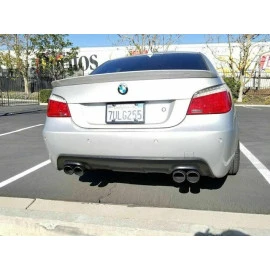 Diffuser πίσω προφυλακτήρα για BMW E60 M-Tech Diffuser πίσω προφυλακτήρα για BMW E60 M-Tech