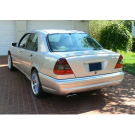 Lip spoiler για πορτ - μπαγκάζ για Mercedes W202 Lip spoiler για πορτ - μπαγκάζ για Mercedes W202