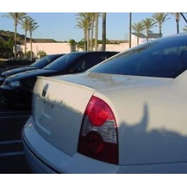 Lip spoiler για πορτ-μπαγκάζ για Vw Passat B5/B5.5 (1997-2005) Lip spoiler για πορτ-μπαγκάζ για Vw Passat B5/B5.5 (1997-2005)